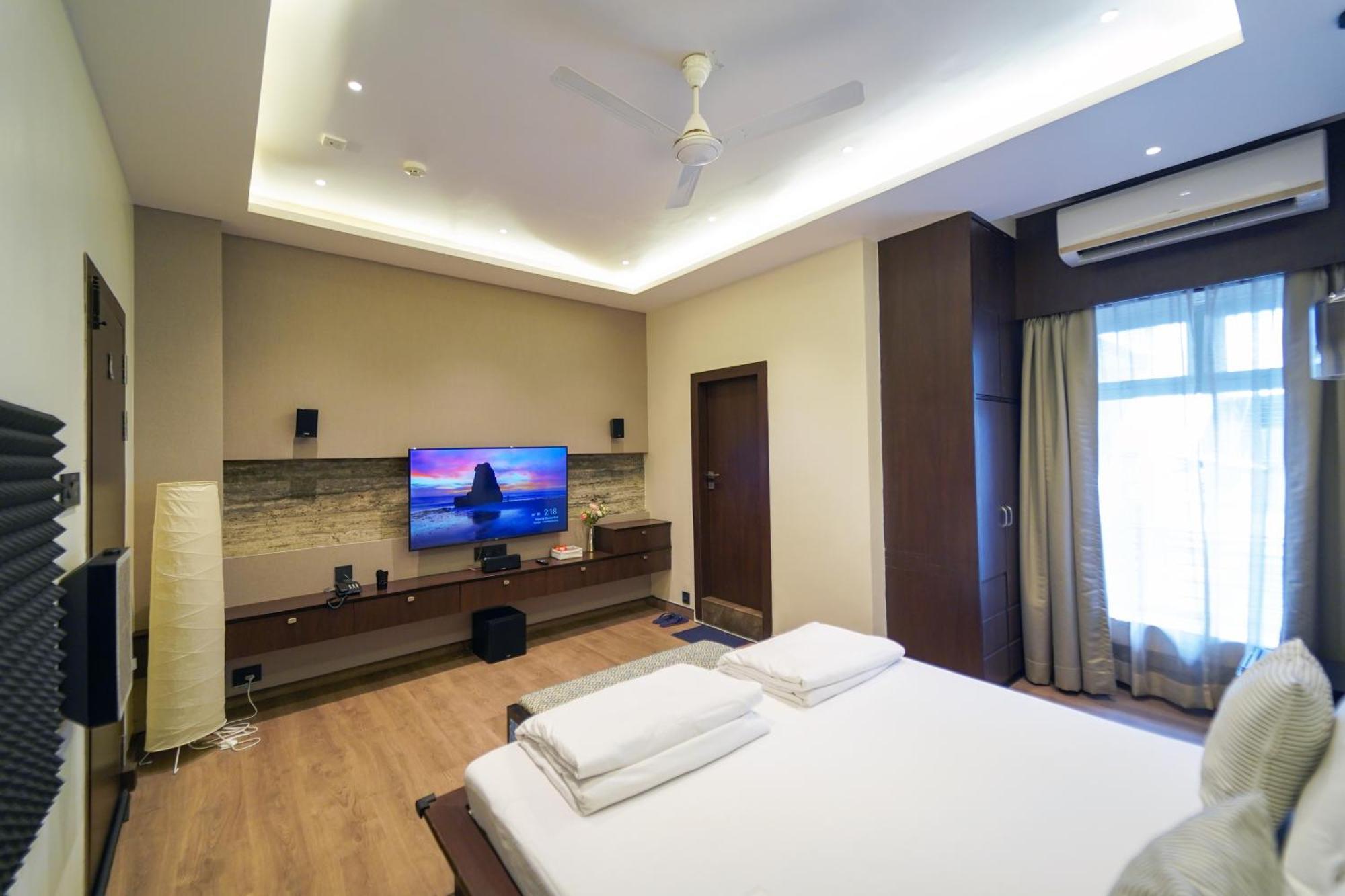Central Bed & Breakfast Kolkata Bagian luar foto