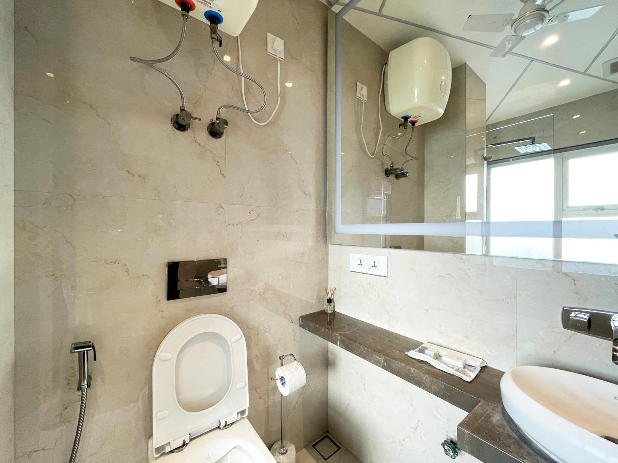 Central Bed & Breakfast Kolkata Bagian luar foto